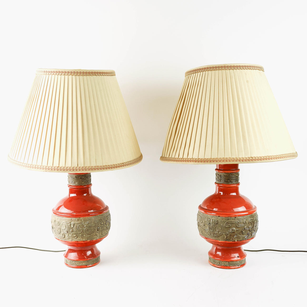 Pair of Chinese Ceramic Table Lamps with Shades – Hand-Painted Design