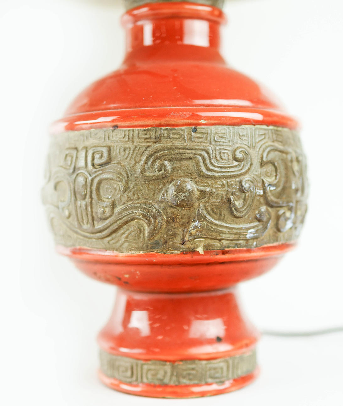 Pair of Chinese Ceramic Table Lamps with Shades – Hand-Painted Design