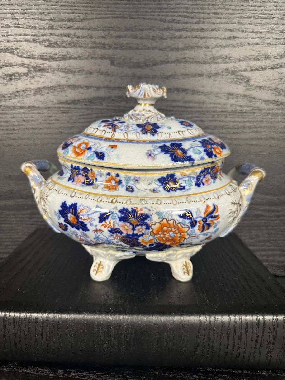 Antique Crown China Imari Tureen with Lid & Underplate – Floral Pattern