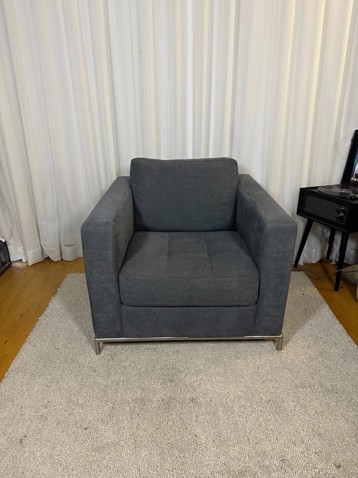 Natuzzi Armchair – Modern Dark Grey Fabric Lounge Chair – Comfortable