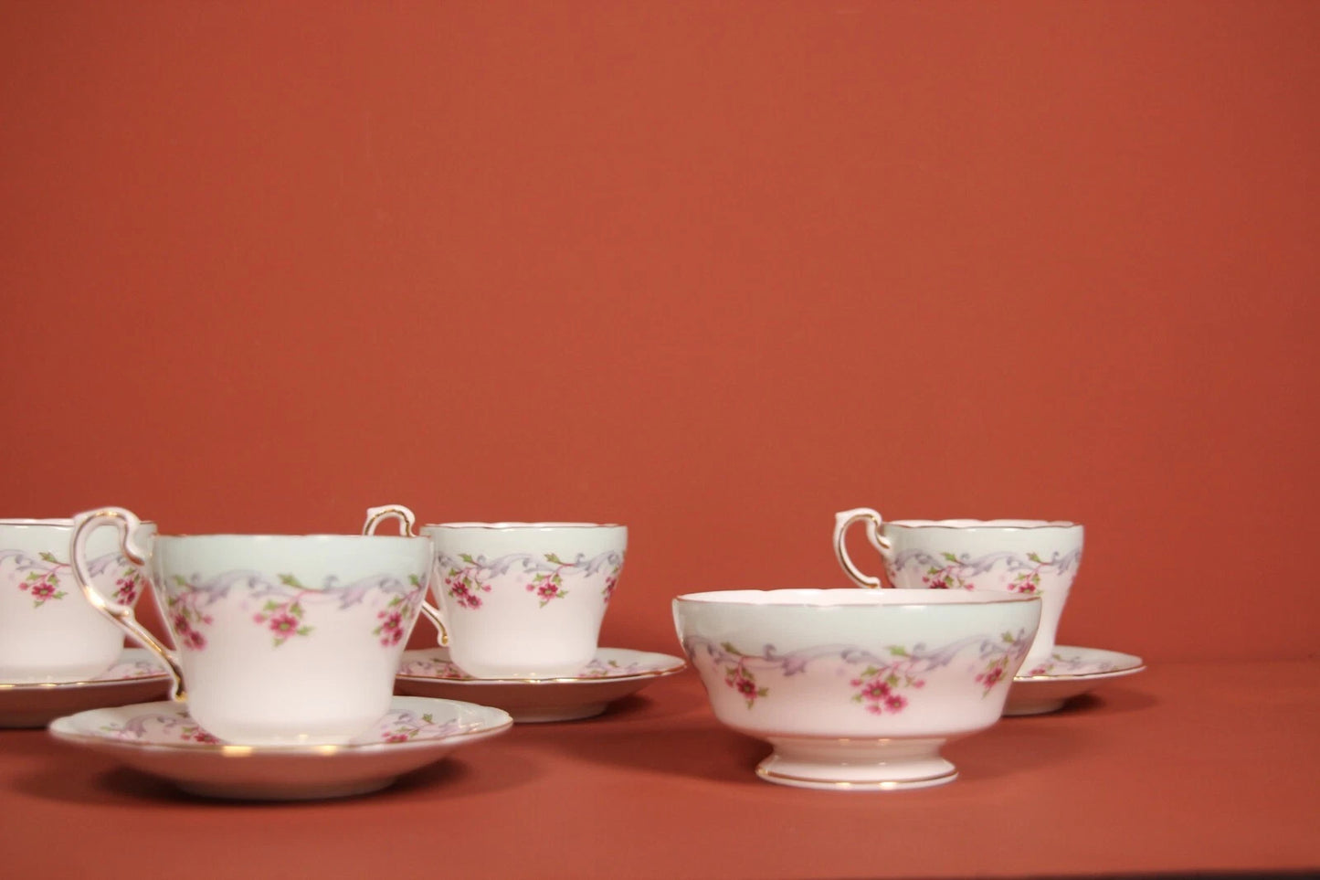 Paragon Bordeaux Tea Cups & Saucers – Vintage Floral Bone China Set