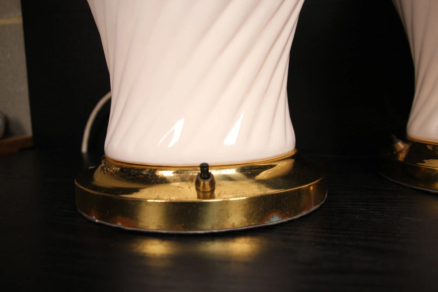 Pair of Vintage White Swirl Ceramic Table Lamps – Brass Bases
