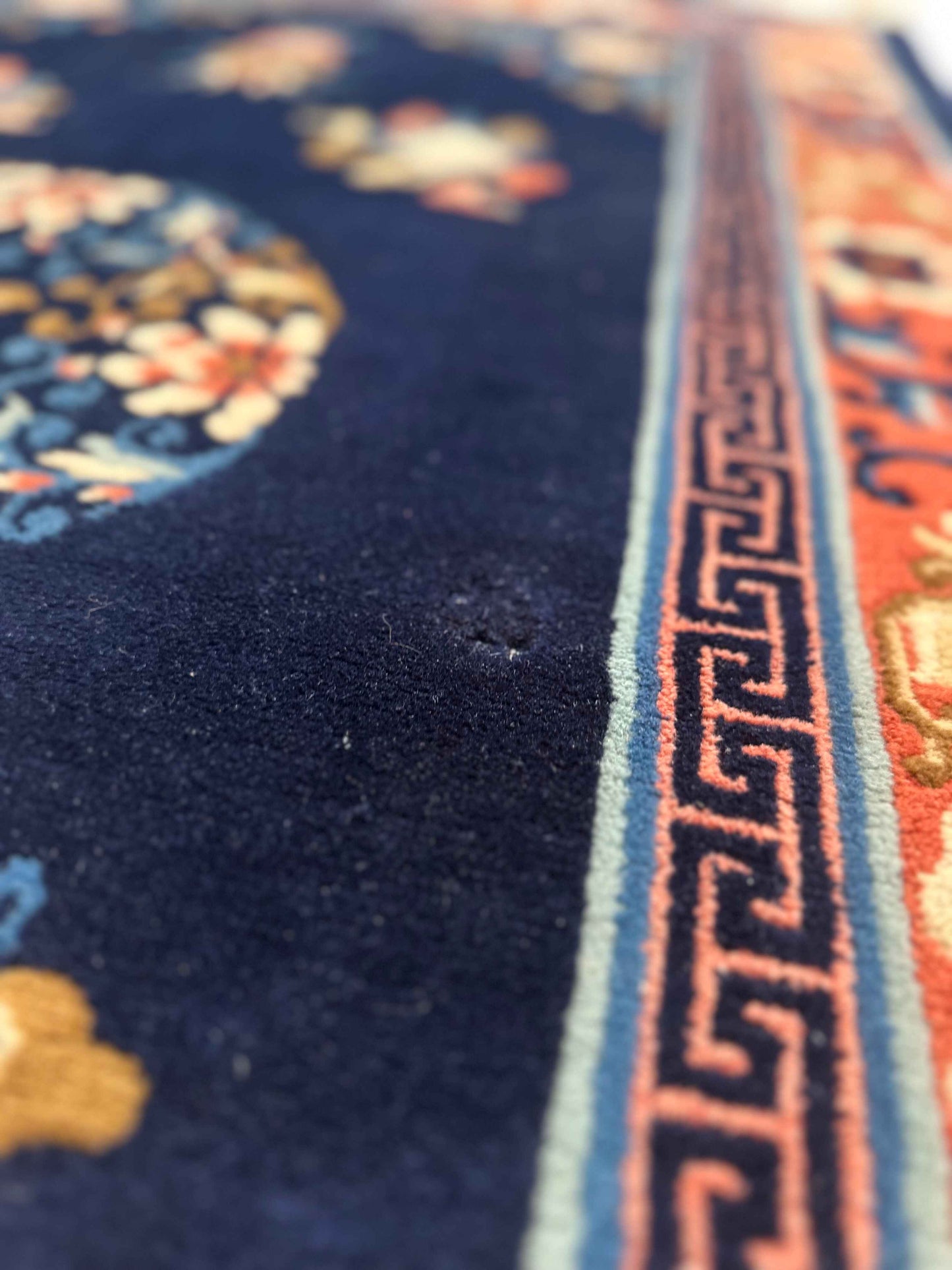 Traditional Hand-Knotted Chinese Wool Rug – 93x155cm – Floral Border Design