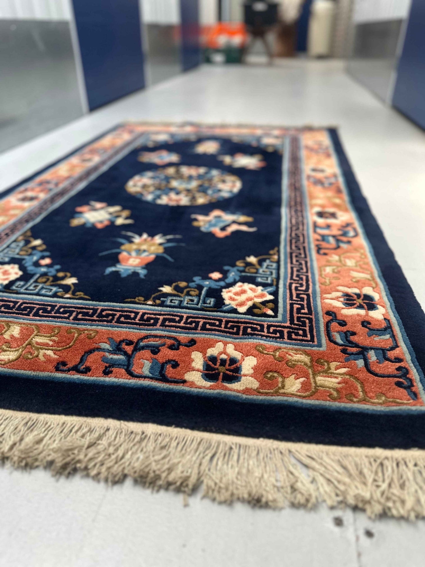 Traditional Hand-Knotted Chinese Wool Rug – 93x155cm – Floral Border Design