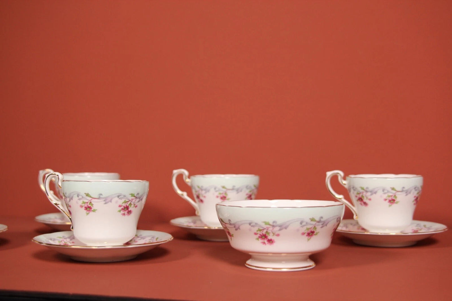 Paragon Bordeaux Tea Cups & Saucers – Vintage Floral Bone China Set